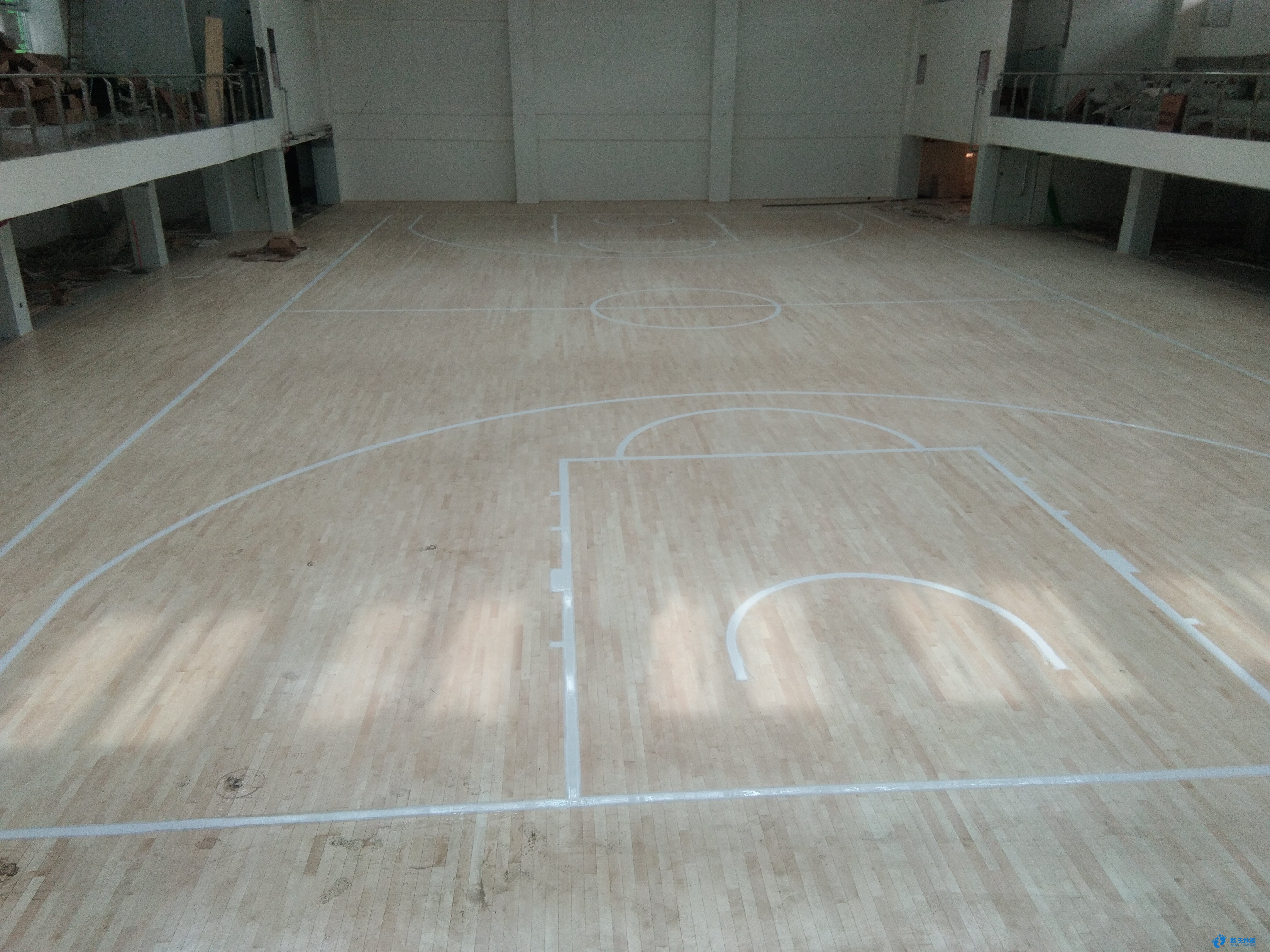 三門峽外國語小學(xué)體育運(yùn)動木地板實(shí)景