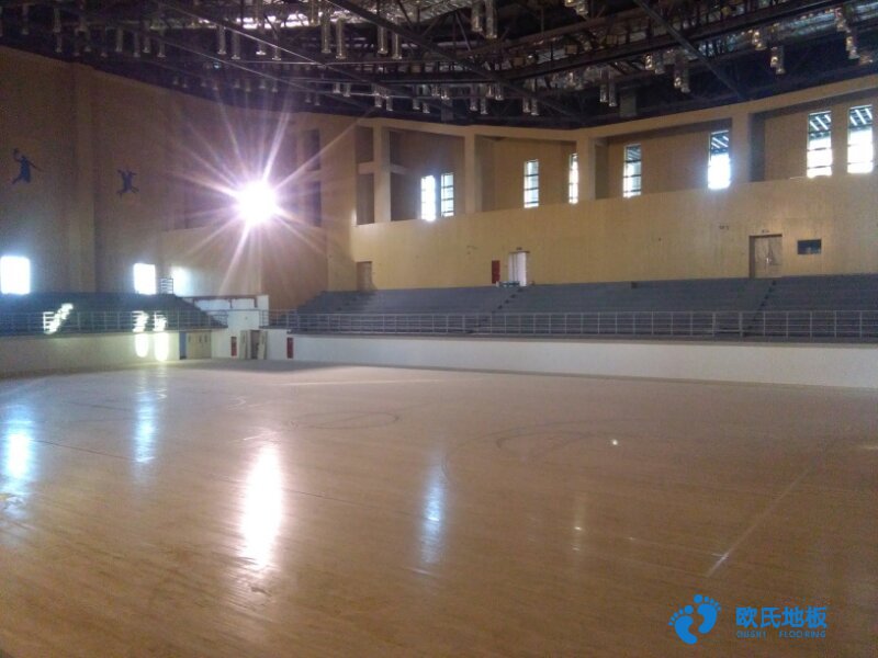 東阿運(yùn)動(dòng)木地板單價(jià)是多少