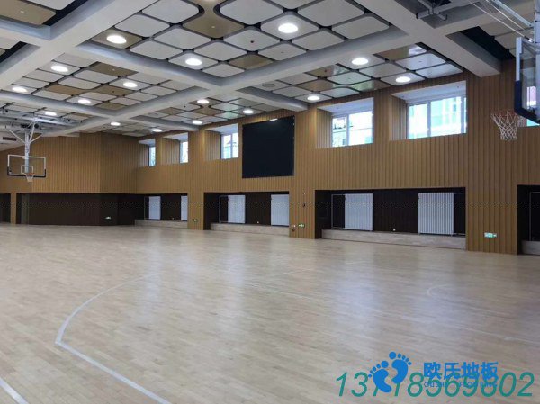 鷹潭專業(yè)羽毛球籃球運(yùn)動(dòng)木地板生產(chǎn)廠家