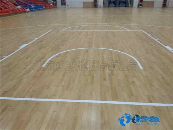 運(yùn)動木地板施工價格