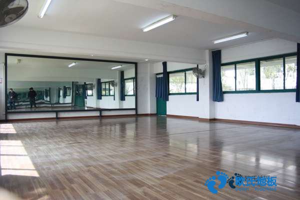 學(xué)?；@球場(chǎng)館木地板使用范圍