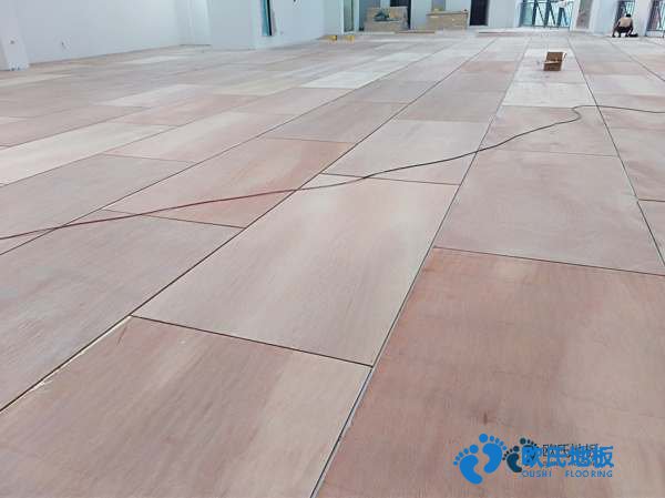 學(xué)?；@球館木地板施工單位