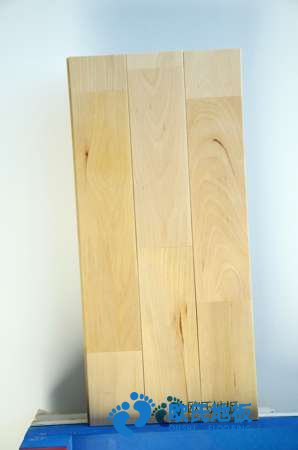 體育場木地板價(jià)格是多少