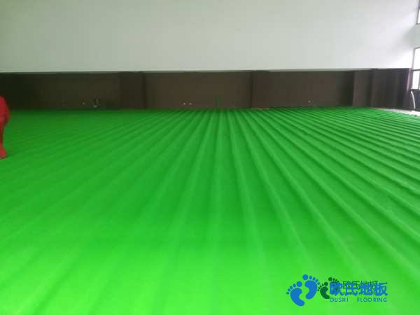 那有運(yùn)動(dòng)場館地板廠家報(bào)價(jià)