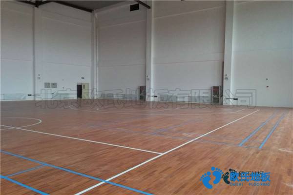 較好的體育運(yùn)動(dòng)木地板材質(zhì)