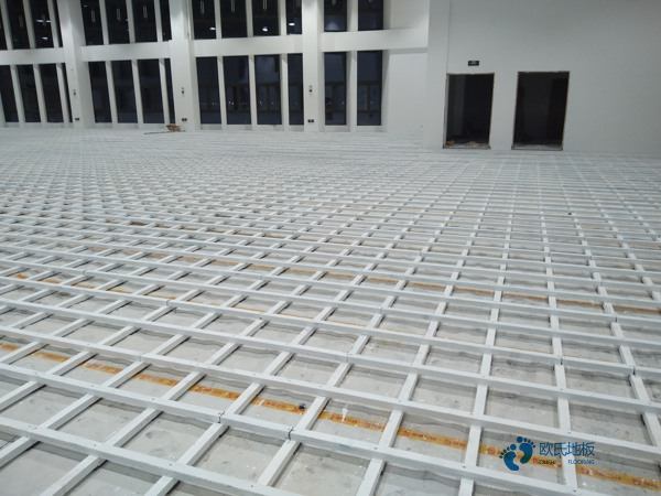 用什么運(yùn)動木地板的生產(chǎn)線