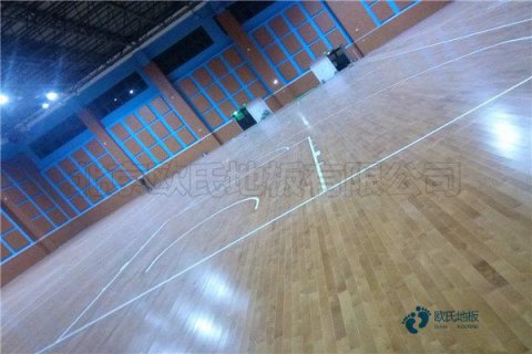 優(yōu)惠的籃球運(yùn)動(dòng)木地板如何保養(yǎng)