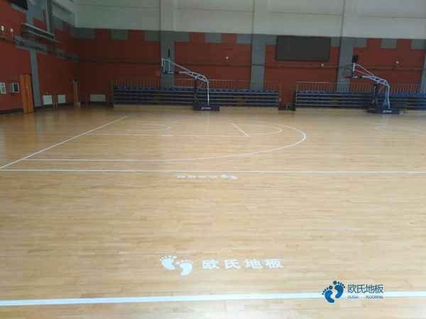 25厚籃球運(yùn)動木地板怎么保養(yǎng)