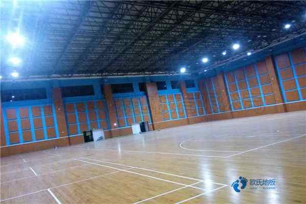 優(yōu)惠的籃球運(yùn)動(dòng)木地板保障