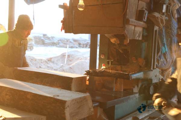 較好的籃球運(yùn)動(dòng)木地板專(zhuān)業(yè)養(yǎng)護(hù)