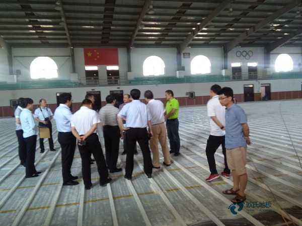 較好的體育運(yùn)動(dòng)木地板耐磨嗎