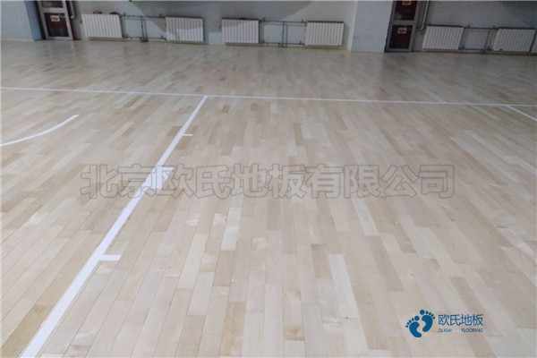 運(yùn)動(dòng)體育木地板購(gòu)買(mǎi)注意事項(xiàng)3