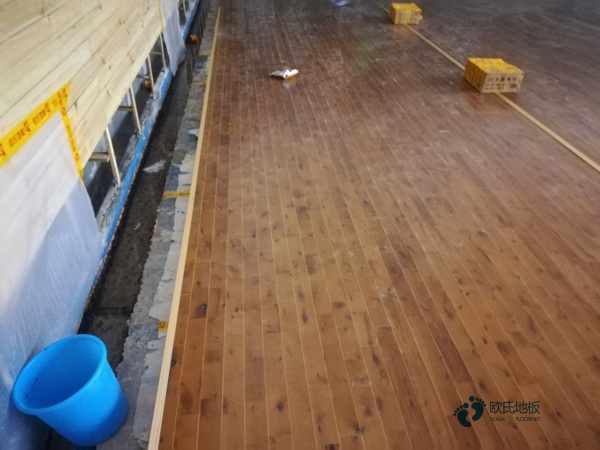 運(yùn)動(dòng)體育木地板一般多少錢1