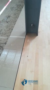 體育籃球木地板安裝