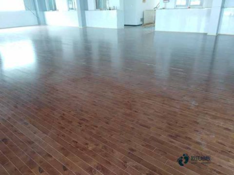 彈性籃球場(chǎng)館木地板