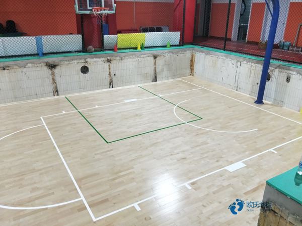 楓樺木運(yùn)動(dòng)場木地板排名3