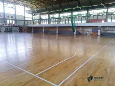 學(xué)?；@球場(chǎng)地地板標(biāo)準(zhǔn)尺寸